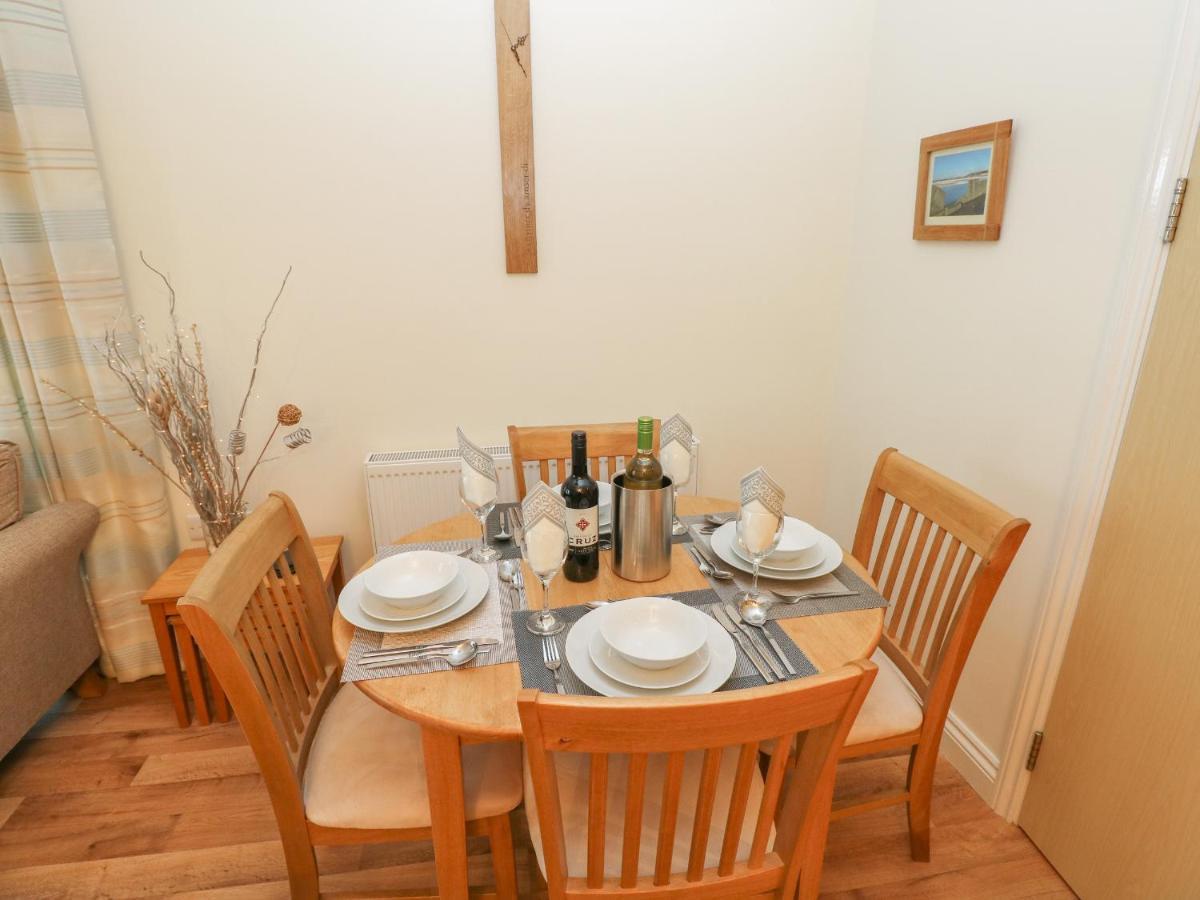 2 Chandlers Yard Burry Port Εξωτερικό φωτογραφία